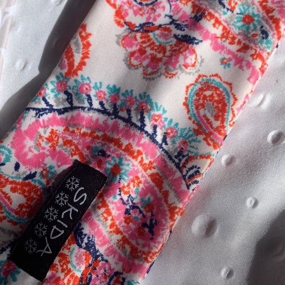 Skida Headbands made in VT. $13 EACH l- Like new - Picture 4 of 7